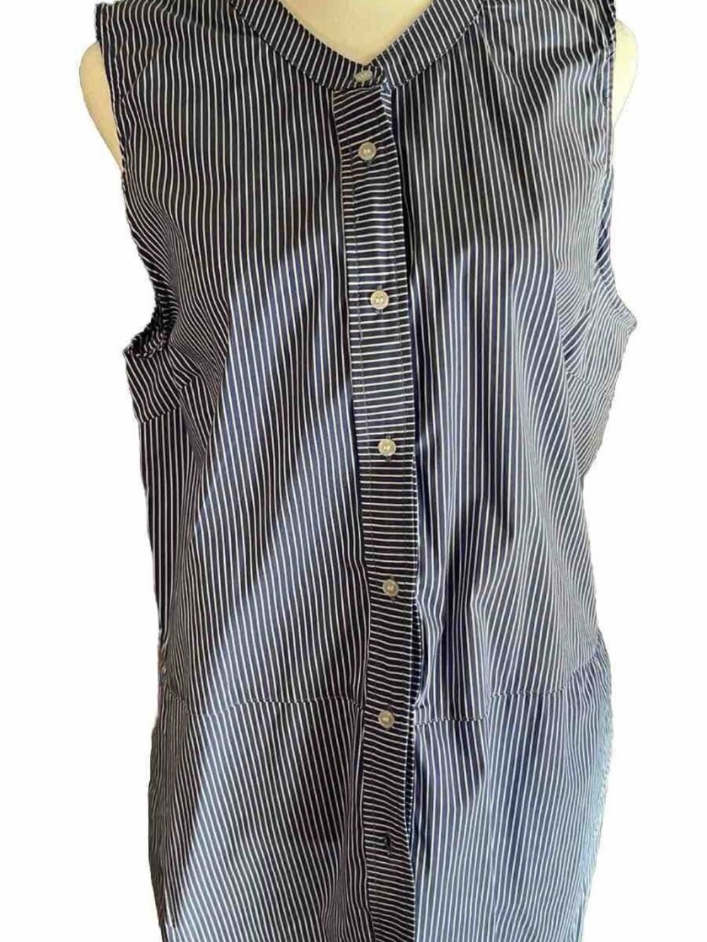 Sandra Woman’s Sleeveless Shirt Sz L